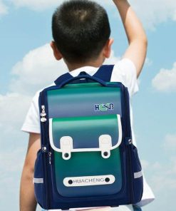 حقيبة ظهر مدرسية